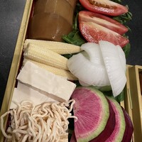 Shangri-La’s secret 表参道店 - 