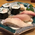 Morimori Sushi - ブリ５点もり