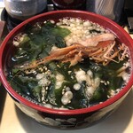 Yaguruma zushi - すしランチ（税込750円）には麺が付きます。