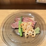 相撲茶屋 玄海 - 飛騨牛レアステーキ