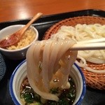 麦きり トクオカ - エッジの効いた、ツルツル、しこしこしたうどんです