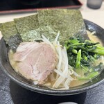 横浜家系らーめん 宝来家 - 料理写真: