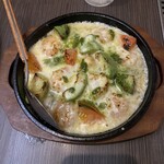 Teppan Izakaya Goemon - 海老チーズアボカド鉄板