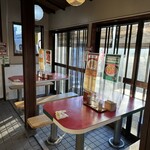 スマル亭 - 店内