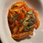 カルネジーオ イースト - 