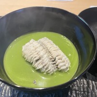 ひがしやま 司 - 骨切りした鰻、抹茶仕立てのお椀