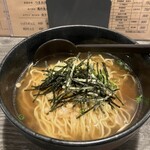 254BeeR - 〆のかけラーメン８００円