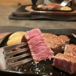 グルマンズ和牛 - リフト