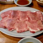 炭火焼肉ホルモンさわいし - 