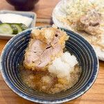Tonkatsu Yuugorou - ソースも良いですが　おろしポン酢の大根いっぱいのせたのが、じゅわっと爽やかで美味しかったです　byまみこまみこ