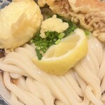 難波千日前 釜たけうどん - 