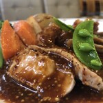 洋風居酒屋 Valley - 粒マスタードのたっぷり入ったソースです。