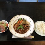 洋風居酒屋 Valley - 料理写真:ポークソテー　1,000円　サラダとライスが付いてます