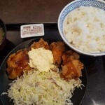 吉野家 渋川インター店 - タルタル唐揚げ定食￥798