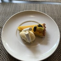 Bistro Buzz 赤坂 - 