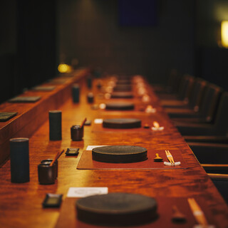 花見小路の町屋を改装したモダン空間。