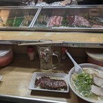 屋台ともちゃん - 内観、牛タン、ラーメン