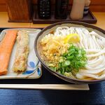 めりけんや - 冷ぶっかけうどん（特３玉）、ちくわ天、えび天870円