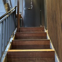 東京和食 りくう - 入口への階段