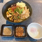 なんか喰ぃ亭 - 200g