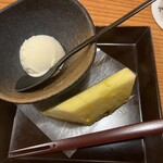 Genkai - デザート（バニラアイスとパイナップル）