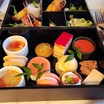 CROSSFIELD with TERRACE LOUNGE - 