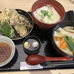 五代目 花山うどん - 