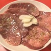 Yakiniku Reimen Tecchan - 名物 タン盛
                牛タン、豚タン
