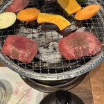 備長炭火焼肉 可不可 - 