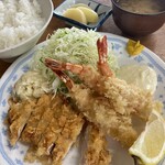 シェット - 料理写真:Bセット1,200円