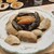 小熊飯店 - 料理写真:乞食鶏を粘土と葉っぱから取り出して広げた図。