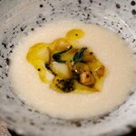 ワインとスパイス小料理 Dal Mellow - 根パセリのポタージュ