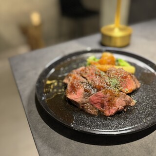 一流シェフが作る特選牛ハラミのグリル