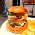Brand New Burger - ⚫アボカドチーズバーガー