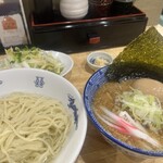 厳選煮干しらーめん 初代 にぼ助 - 