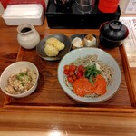 Kimino Sobani - トマトおろしそば大盛ランチ御膳と大山鶏の塩麹漬けの天ぷら