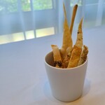 unito - パリパリもチーズ、ゴマなど、ついつい食べ過ぎ