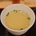 伊勢廣 ニューオータニ店 - 鳥スープ　旨い　おかわり可