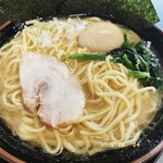 横浜家系ラーメン 武石家 - 料理写真: