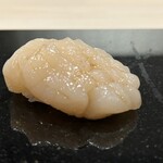 鮨あずま - ホタテ