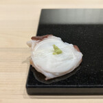 鮨あずま - 茹でタコ