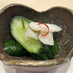 鮨あずま - 自家製の浅漬け