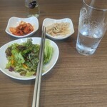 焼肉・韓国料理 KollaBo 横浜みなとみらい店 - 
