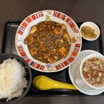 中華ダイニング 寅威 - 麻婆豆腐定食 880円