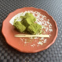 星空の中へ - 抹茶のわらび餅