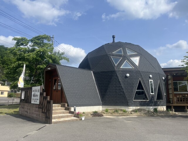 薪ストーブと喫茶店 暖らん - 小野新町（スイーツ）の写真