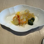 Chuugokuryouri Toukokurou - 酢の物（酢豚ランチとあん掛け海鮮焼きそばに）