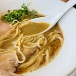 紅ズワイガニらぁ麺 まるはち屋 - 