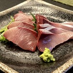 肴季 - 鰤刺し