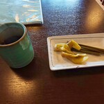 蕎麦屋 まんきち - そば茶となすとわらび